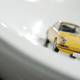 Illustration for article titled Tomica Limited Vintage 1/64 #3 - Projekt RennSport Käfer #7 - 1973 Porsche 911s